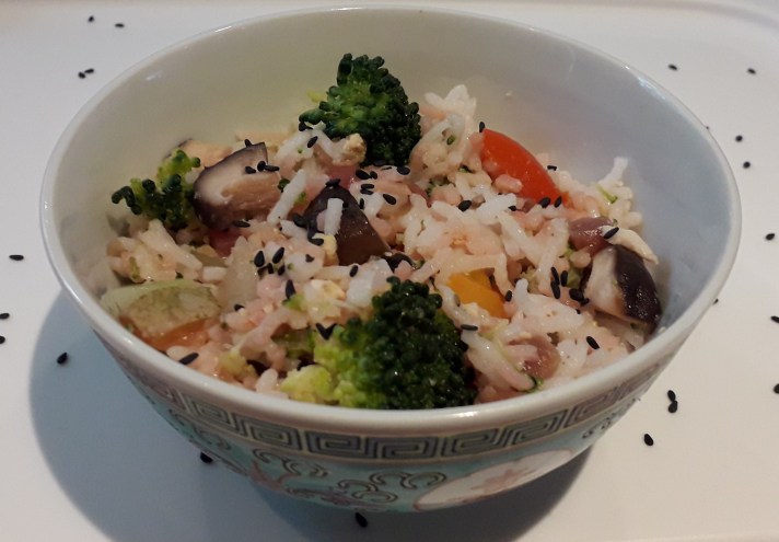 Gebakken rijst met shiitake en rode biet - recept