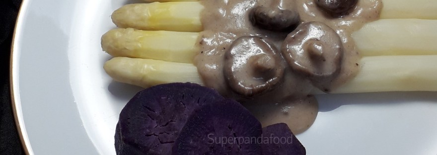 Shiitake, asperges, paarse zoete aardappel en biefstuk met lactosevrije roomsaus